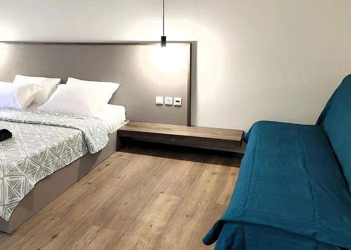 Joanna Deluxe Apartments